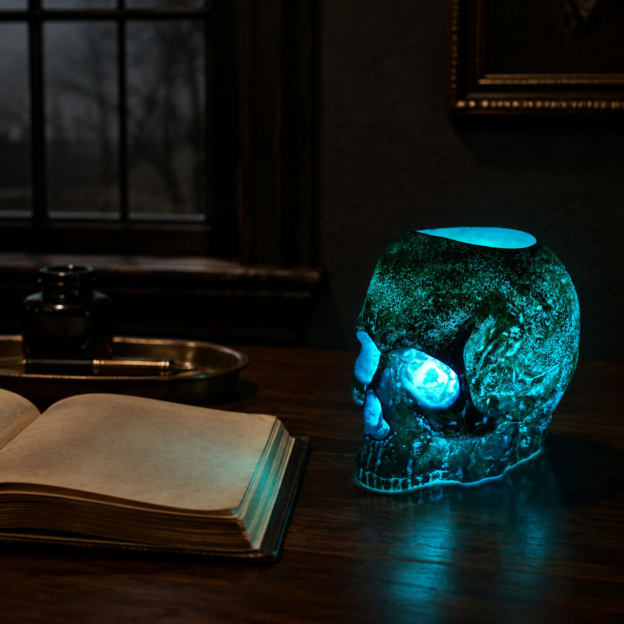 The Hollow Relic — LED Skull Mood Light